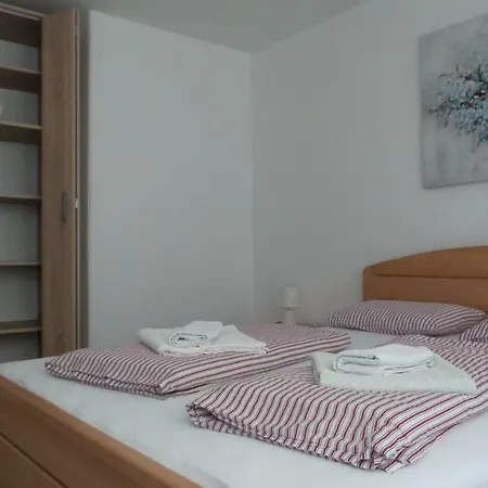 Apartment Antonio Rogoznica (Sibenik-Knin)